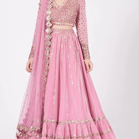 Dusky pink lehanga by vani vats - Picture 4 of 4